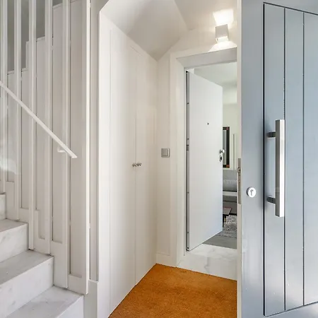 Central Lisbon Flat In The Heart Of Anjos Exterior photo