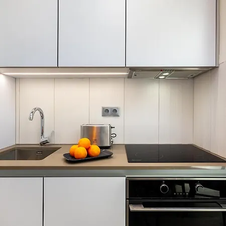 Central Lisbon Flat In The Heart Of Anjos Exterior photo